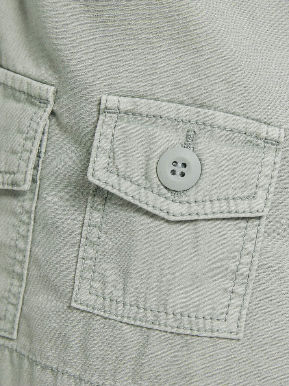 Multi-cargo cotton shorts