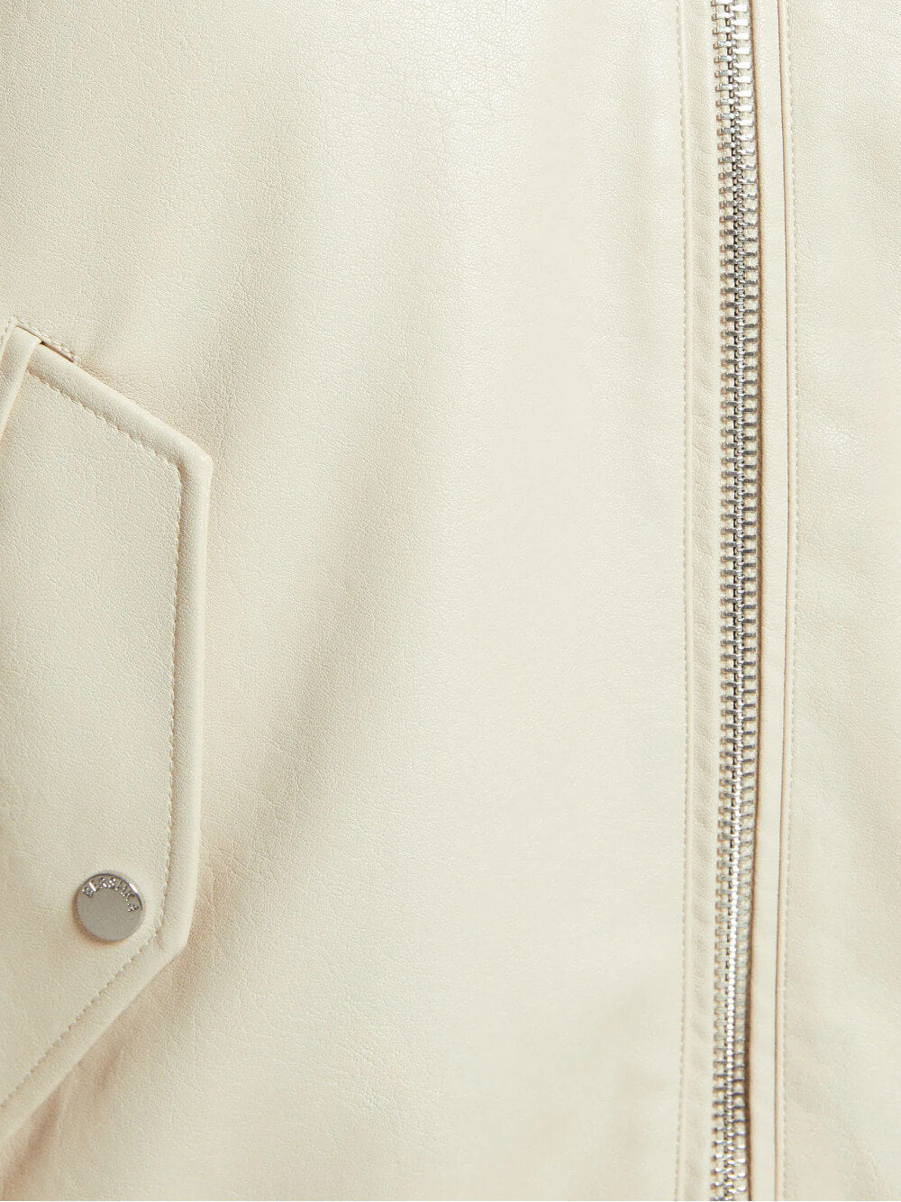 jakke med pappapassform i imitert skinn