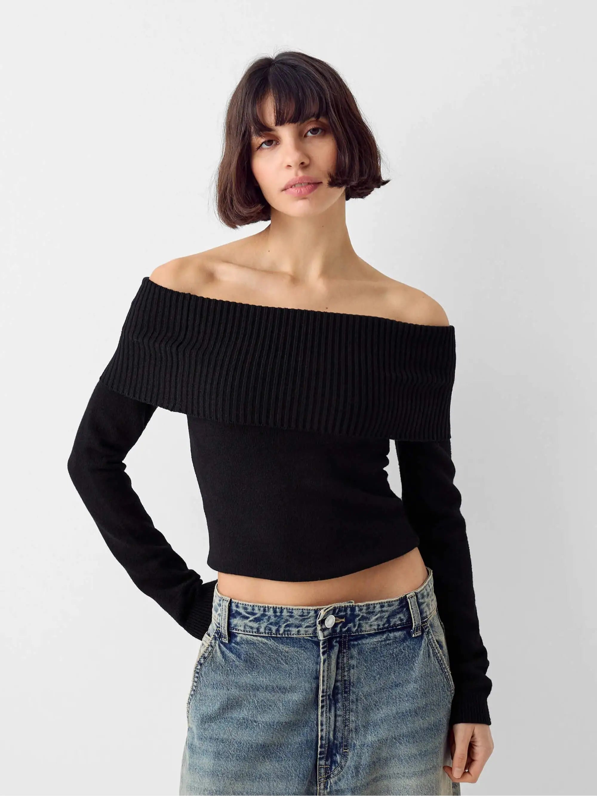 Round Neck Knit